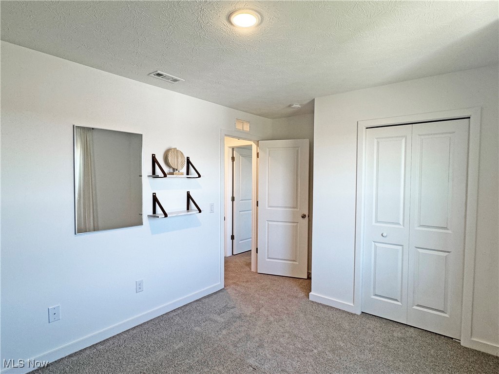 Orchard Park Twnhms #1 - Residential Lease