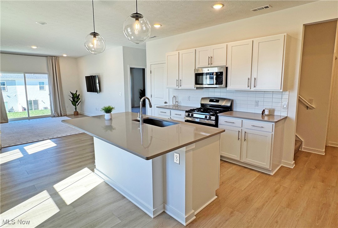 Orchard Park Twnhms #1 - Residential Lease