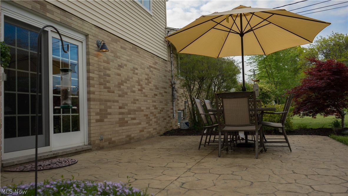 R A Galls R & R 01 - Residential