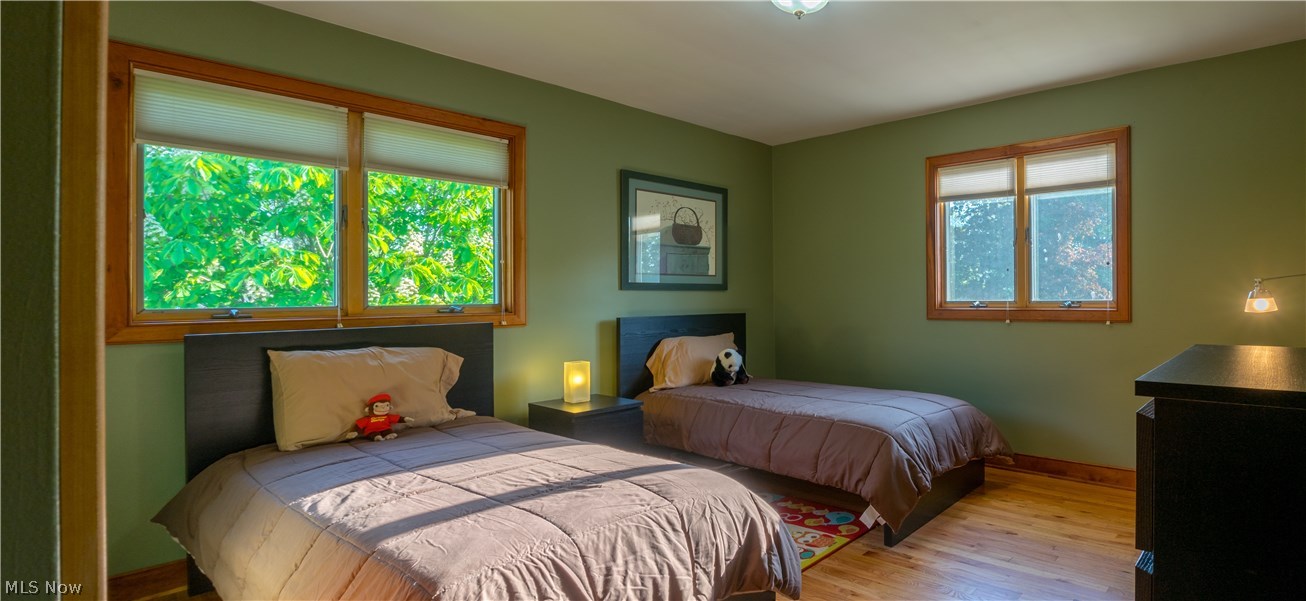 R A Galls R & R 01 - Residential