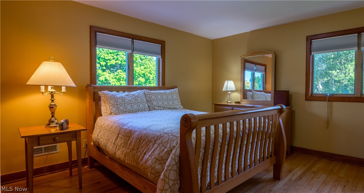 R A Galls R & R 01 - Residential