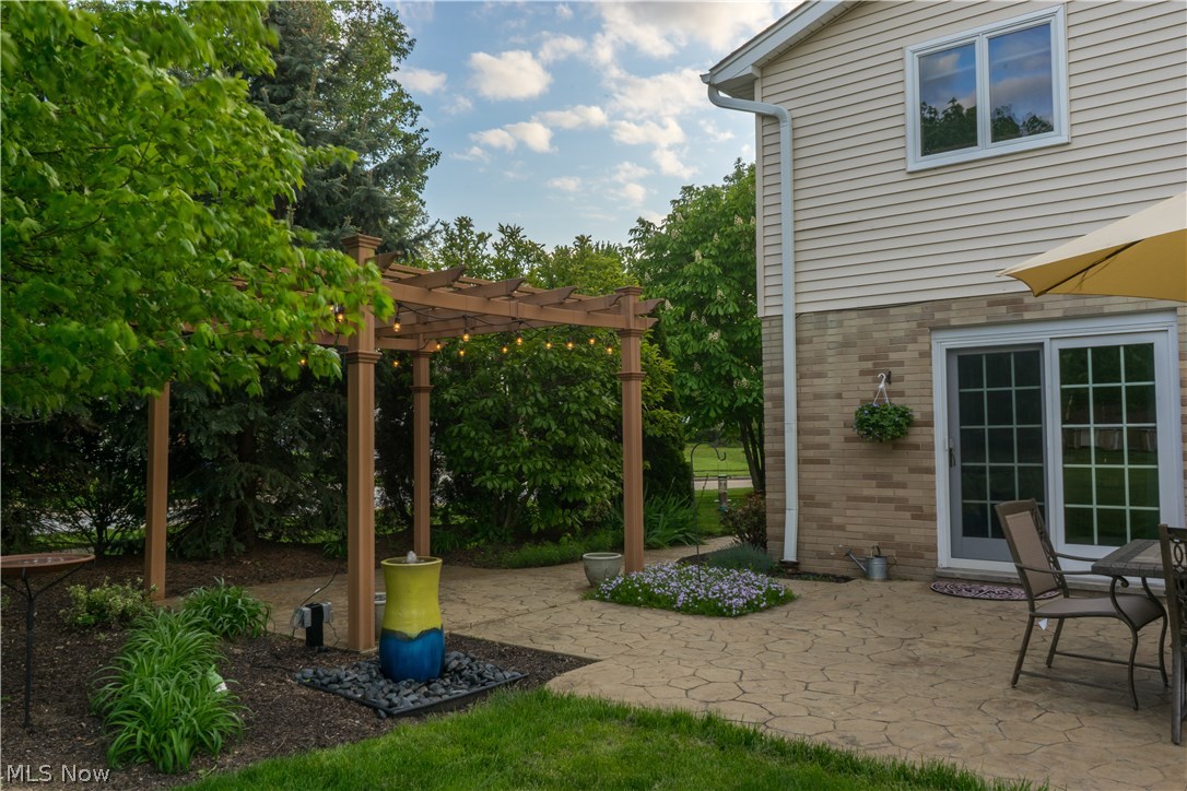 R A Galls R & R 01 - Residential