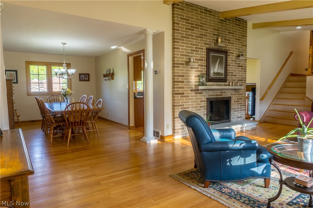 R A Galls R & R 01 - Residential