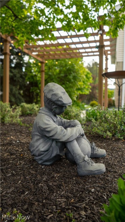 R A Galls R & R 01 - Residential