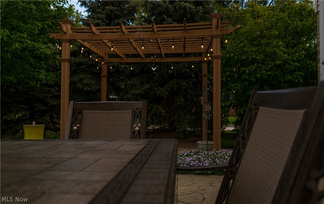 R A Galls R & R 01 - Residential