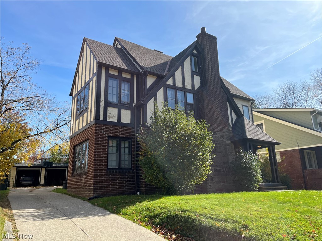 Van Sweringen Company's - Residential Income