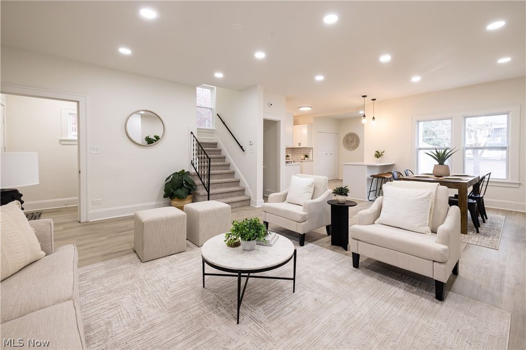 Photo of 3379 Tullamore Road, Cleveland Heights, OH 44118 (MLS # 5197881)