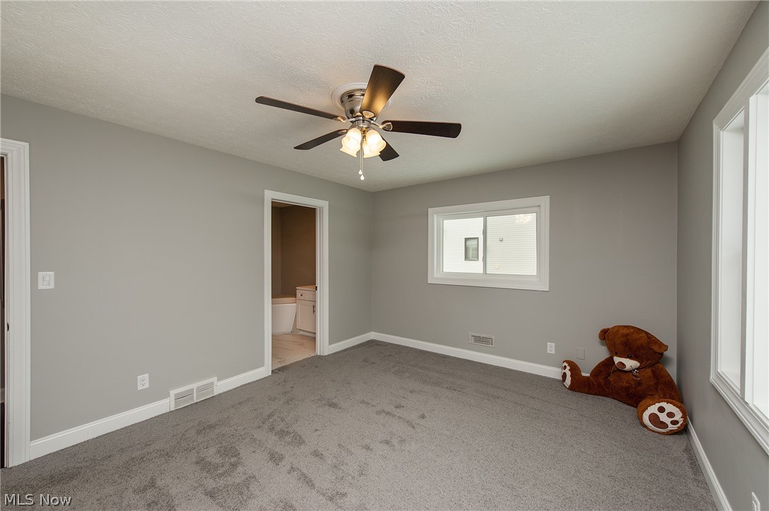 Royal Ridge - Residential