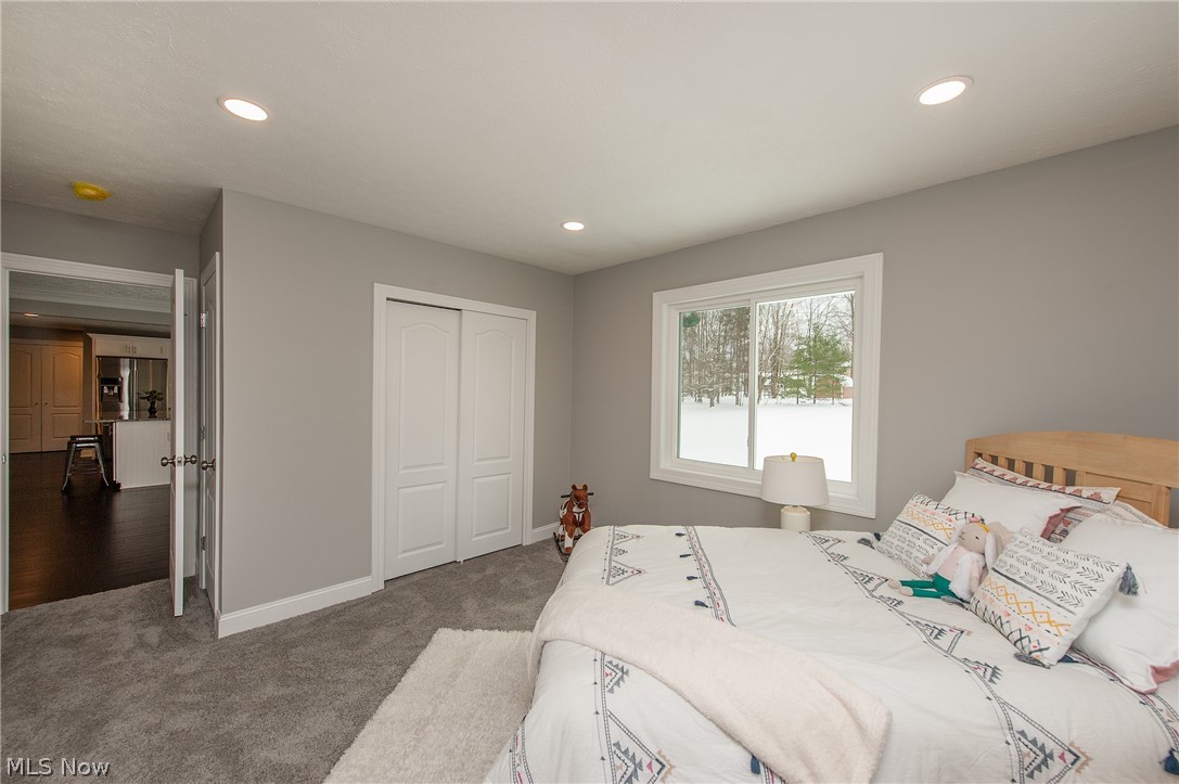 Royal Ridge - Residential