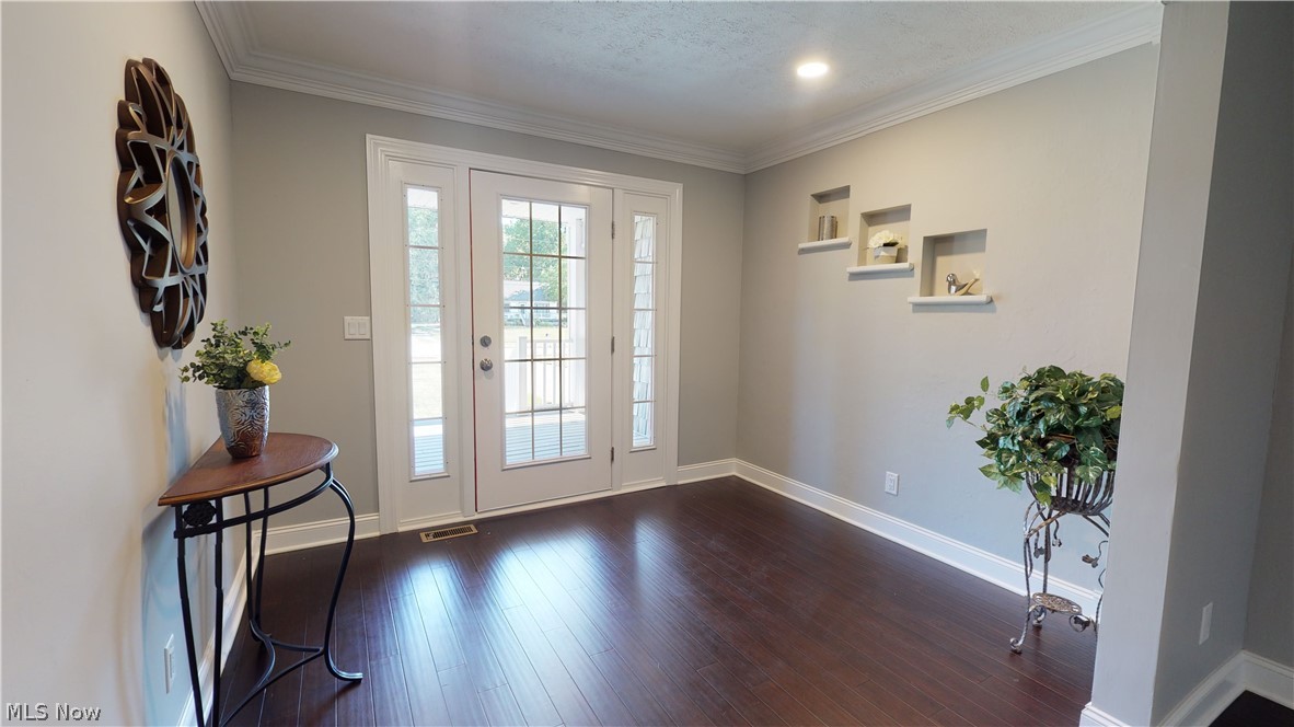 Royal Ridge - Residential