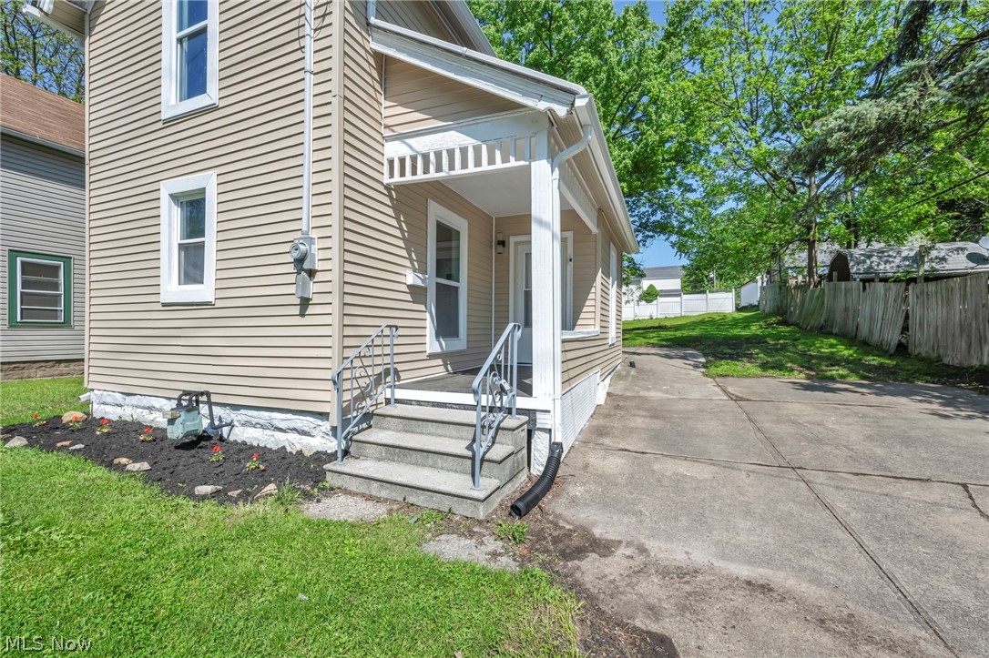 1 Smith Court