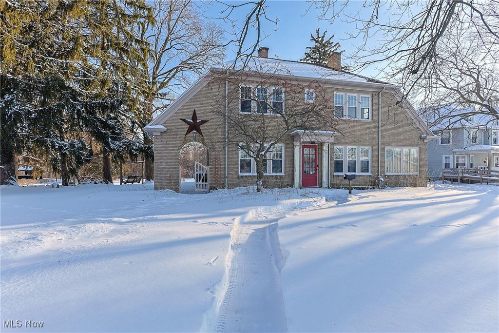 Photo of 247 W Main Street, Norwalk, OH 44857 (MLS # 5183632)