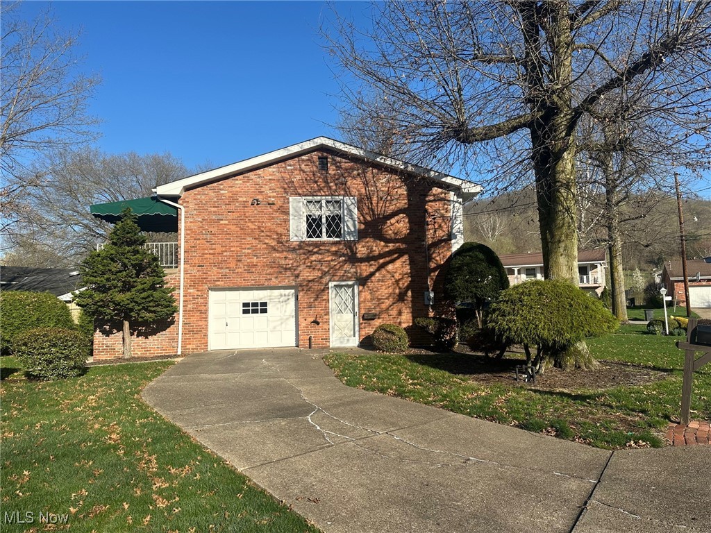 129 Roselawn Drive, Weirton, West Virginia image 32
