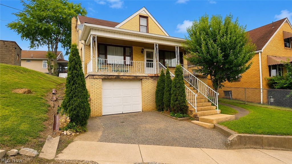 Photo of 427 Logan Avenue, Mingo Junction, OH 43938 (MLS # 5217075)