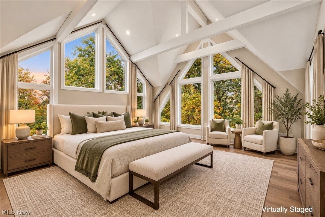 2121 Valley View Drive