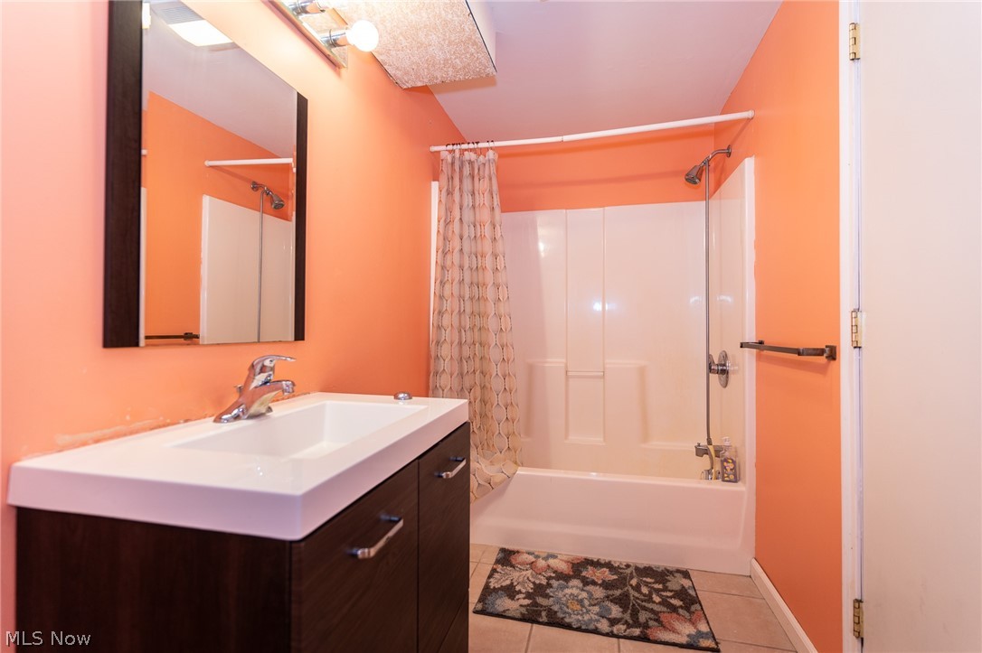 Twin Mills - Residential