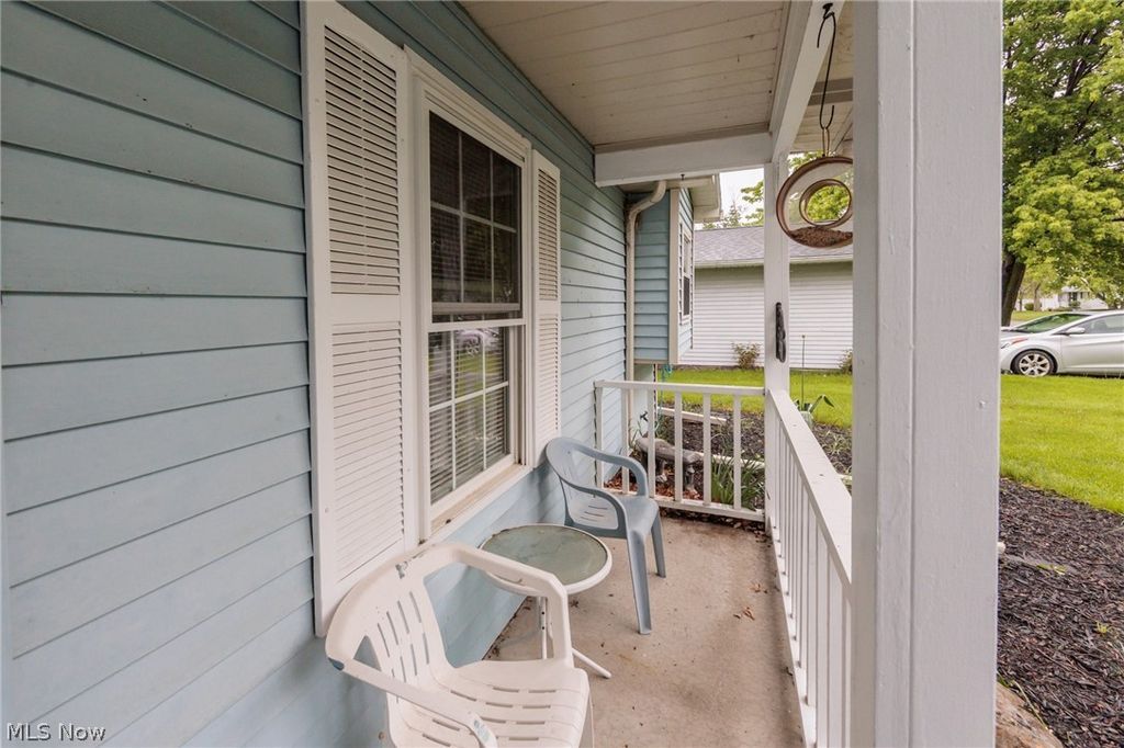 Photo of 2704 W 39th Street, Lorain, OH 44053 (MLS # 5207025)