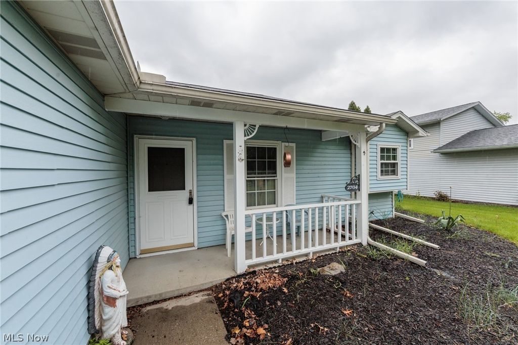 Photo of 2704 W 39th Street, Lorain, OH 44053 (MLS # 5207025)