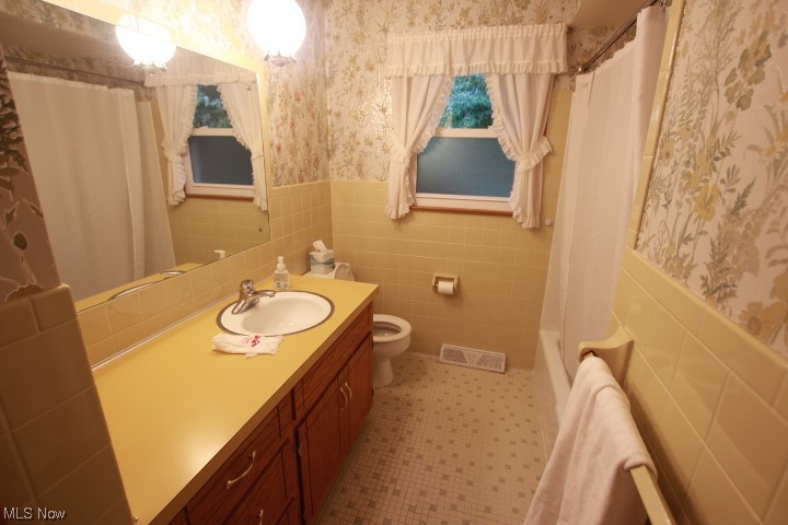 Applewood Acres - Residential