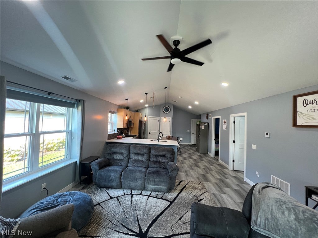 1002 Sycamore Lane