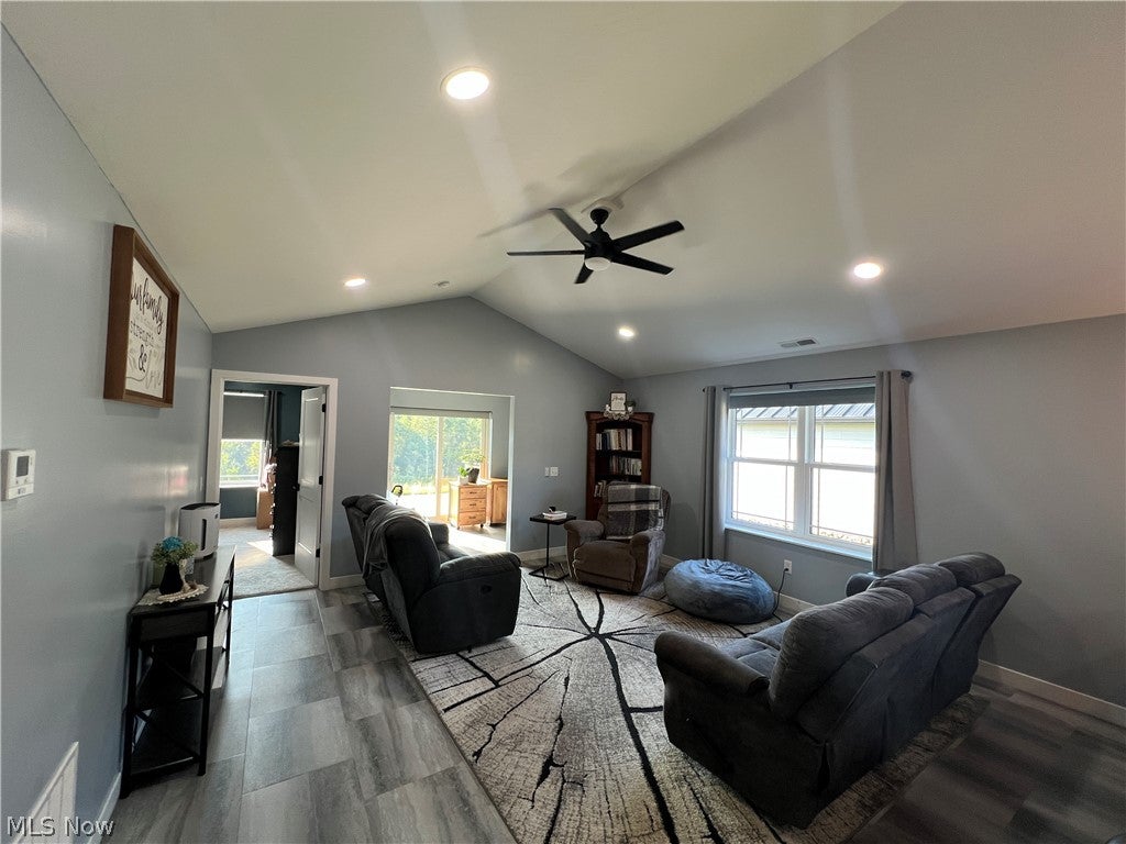 1002 Sycamore Lane