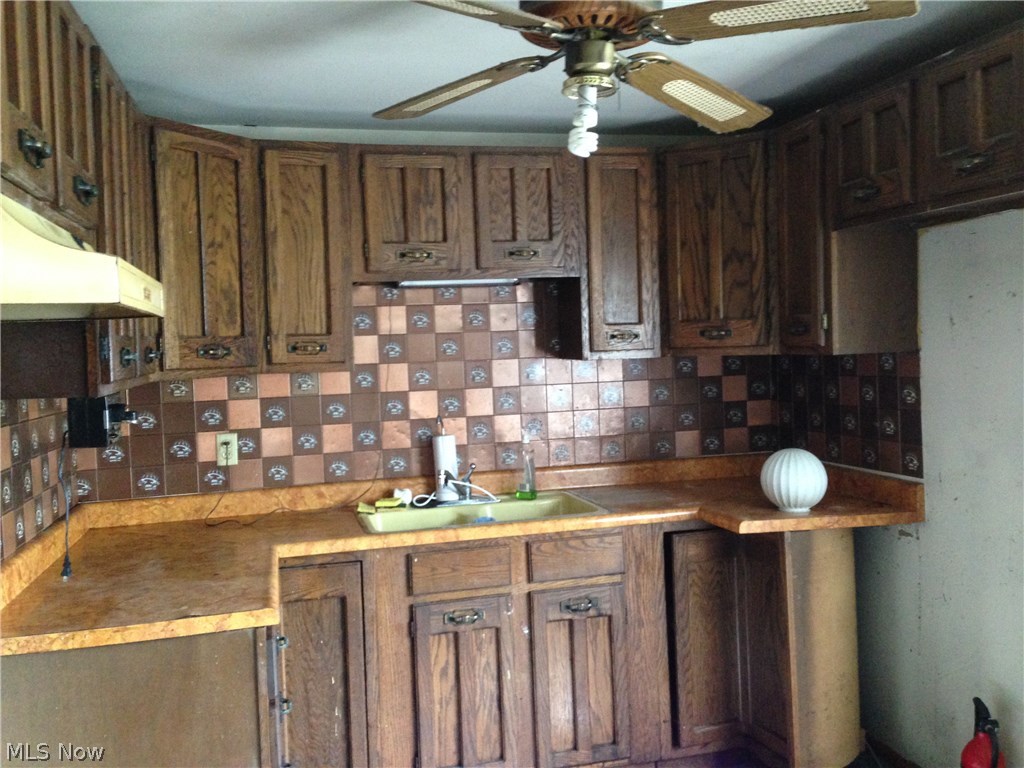 Austin Village Estates 05 - Residential