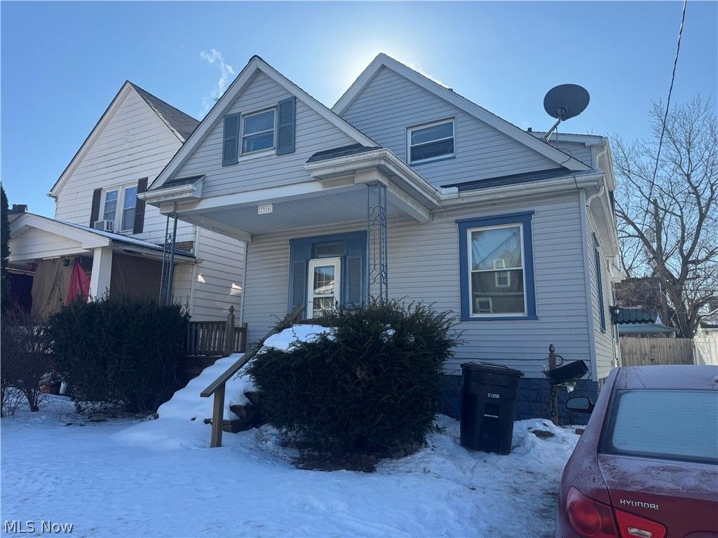 Photo of 7916 Maryland Avenue, Cleveland, OH 44105 (MLS # 5190044)