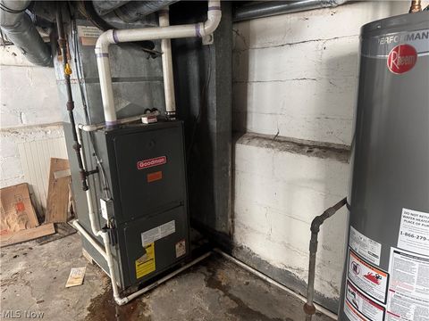 Tiny photo for 7916 Maryland Avenue, Cleveland, OH 44105 (MLS # 5190044)