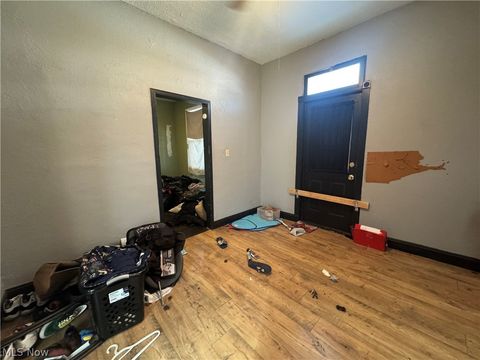 Tiny photo for 7916 Maryland Avenue, Cleveland, OH 44105 (MLS # 5190044)