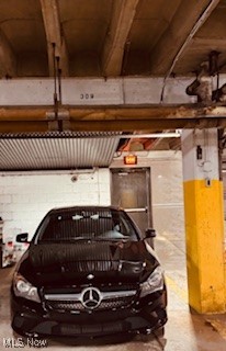 Saxon House Condo - Residential