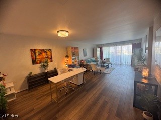 Saxon House Condo - Residential