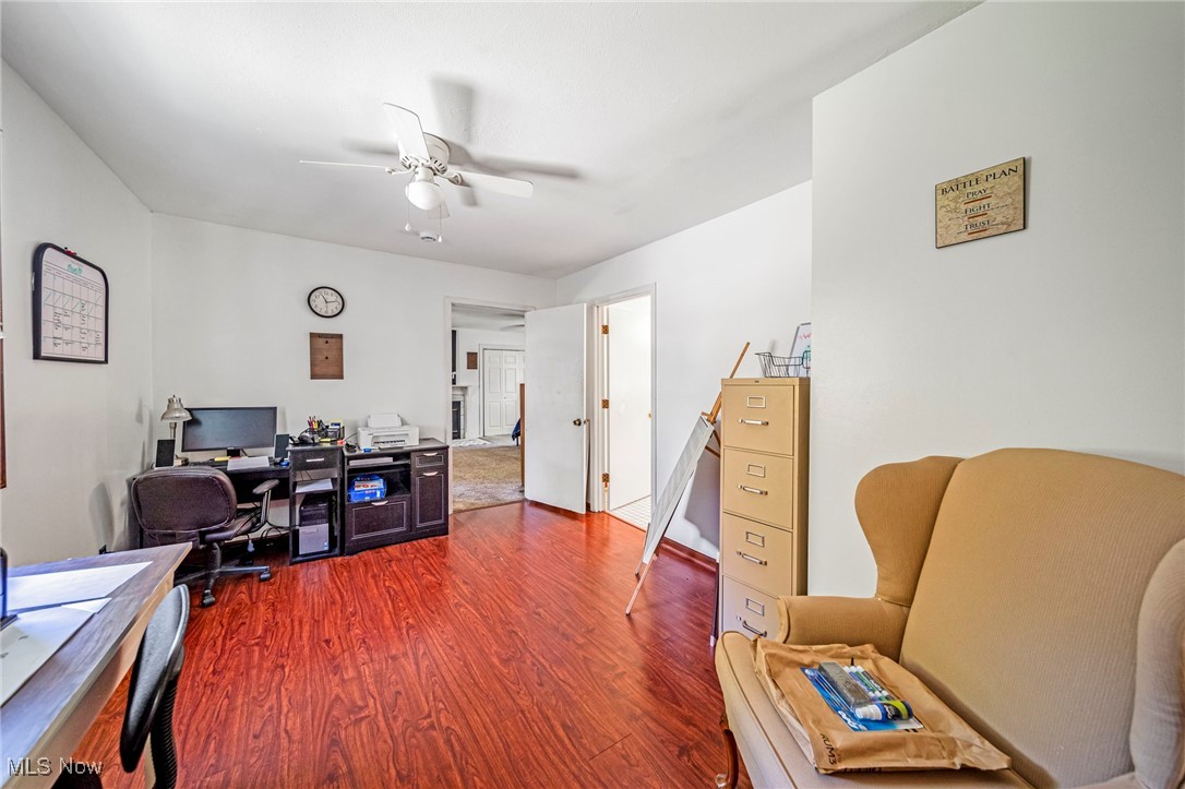 38337 Lake Shore Boulevard, Willoughby, Ohio image 24