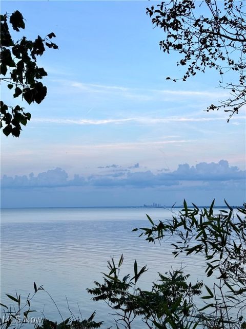 31600 Lake Road Bay Village OH 44140