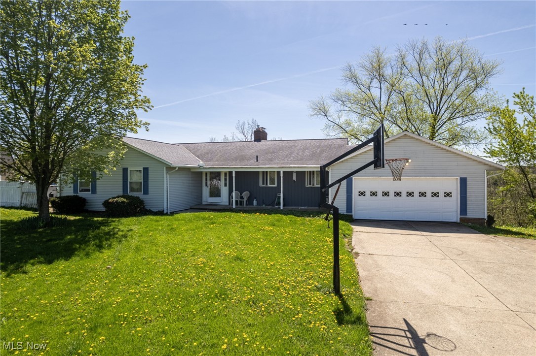 4299 Weymouth Road, Medina, Ohio image 2