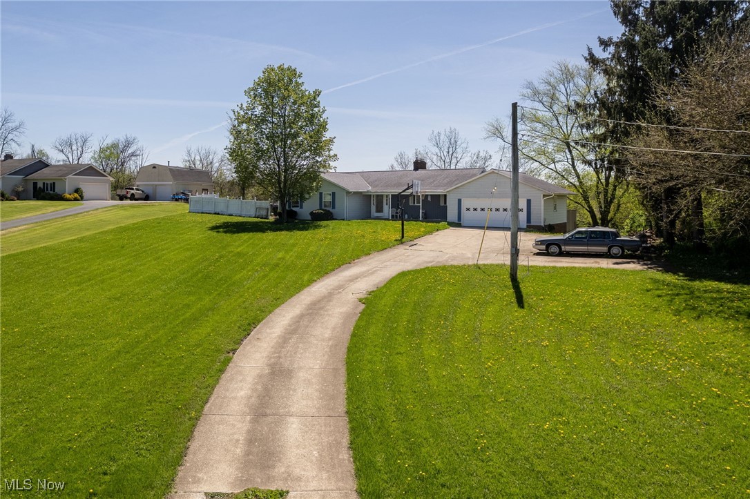 4299 Weymouth Road, Medina, Ohio image 3