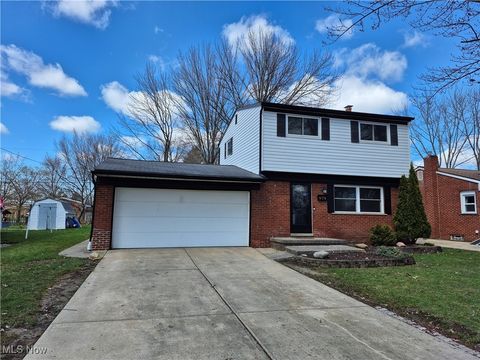 904 Fairwood Boulevard, Elyria, OH 44035 - #: 5113455