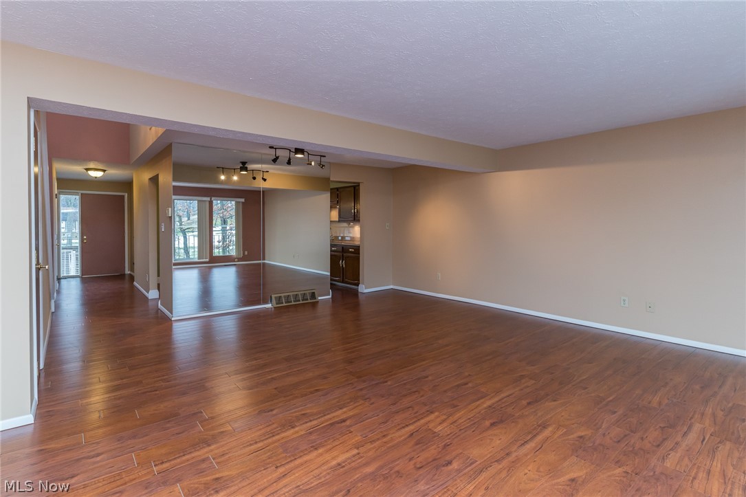 Concord Square Village - Residential