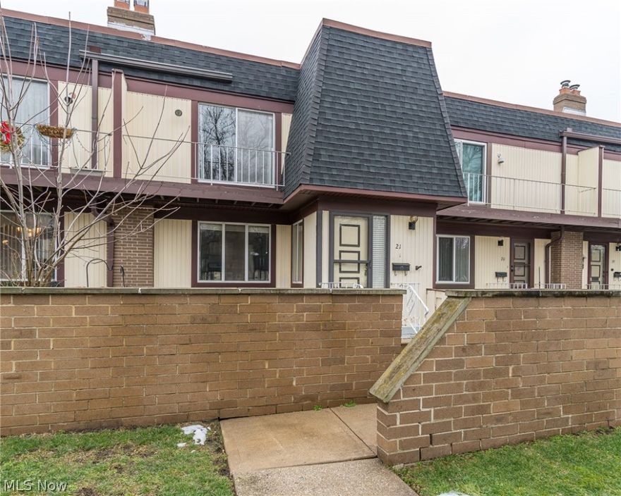 Enjoy Easy Living In This Great Condo With Basement! Overlooks Golf Course On A Cul-De-Sac Street. Boasts Two Car Garage and Private Balcony! Vaulted Foyer With Skylight Greets You As You Enter! Light & Bright Eat-In Kitchen Comes With Stainless Steel Appliances! Washer & Dryer Are Also Included! Spacious, Open Great Room With Slider To Balcony. Master Suite Has Master Bath With Walk-In Closets! New Garage Door In 2018. Enjoy All the Amenities Including Pool! Home Warranty Is Included!