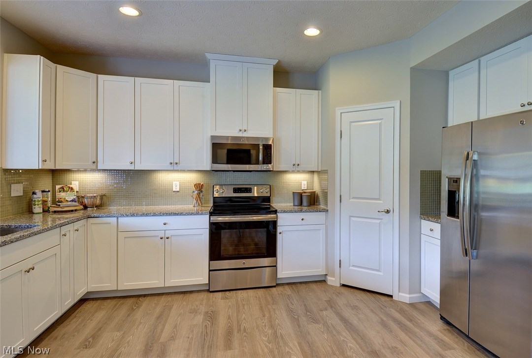 Sandstone Ridge - Residential