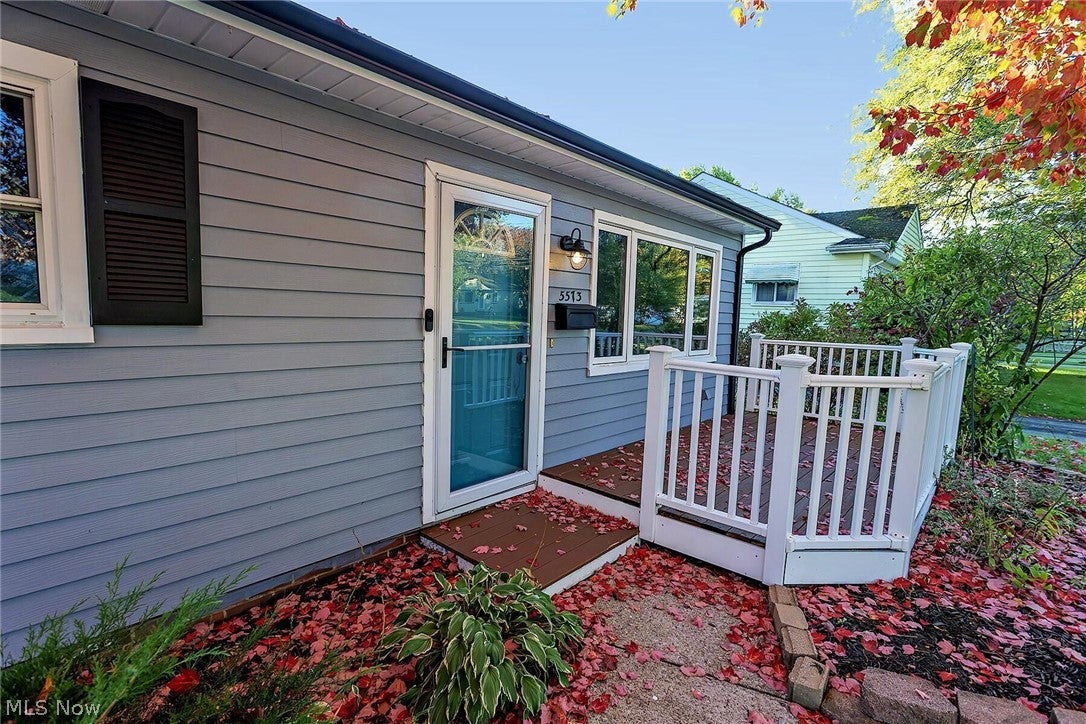 5573 Decker Road