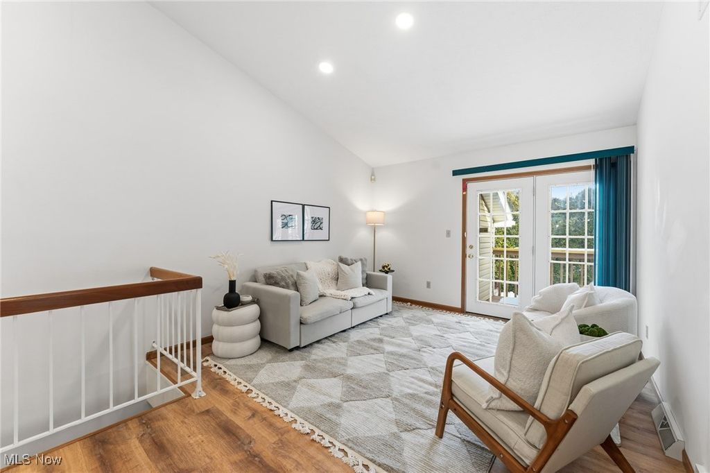 Photo of 6957 Tippecanoe Road, Canfield, OH 44406 (MLS # 5175189)