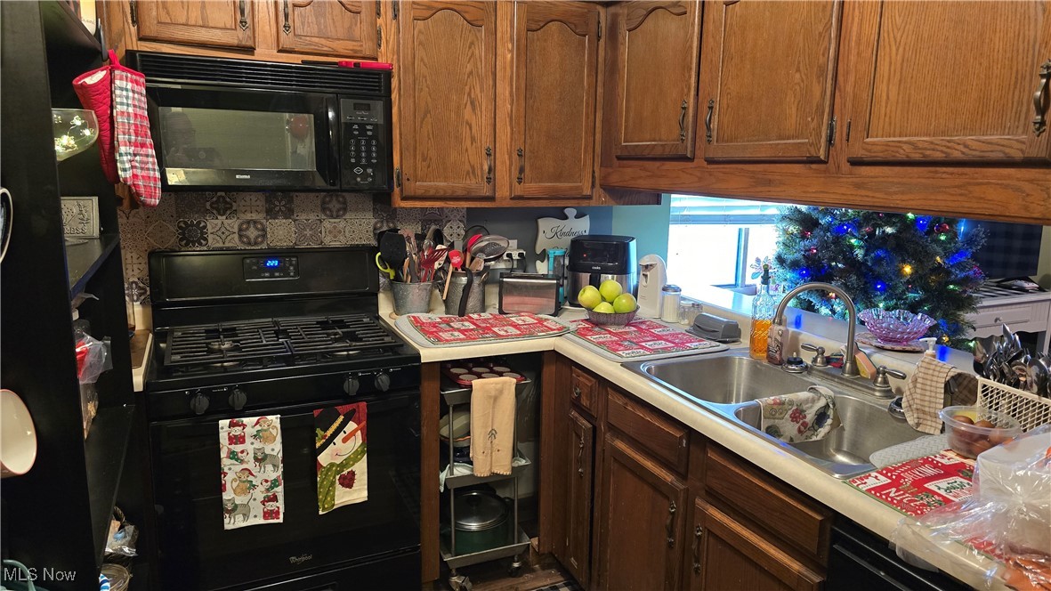 Society Manor Condo Ph 03 - Residential