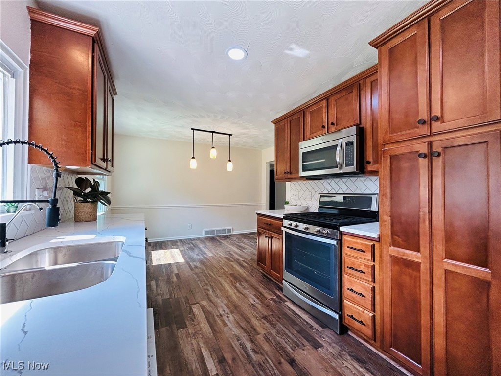 Copley, Ohio 44321, United States, 4 Bedrooms Bedrooms, ,3 BathroomsBathrooms,Residential,Active,192372