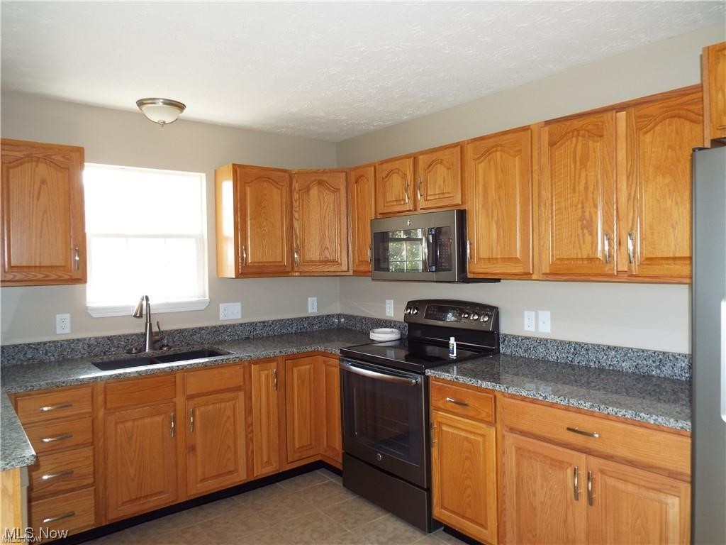 Hickory Ridge - Residential Lease