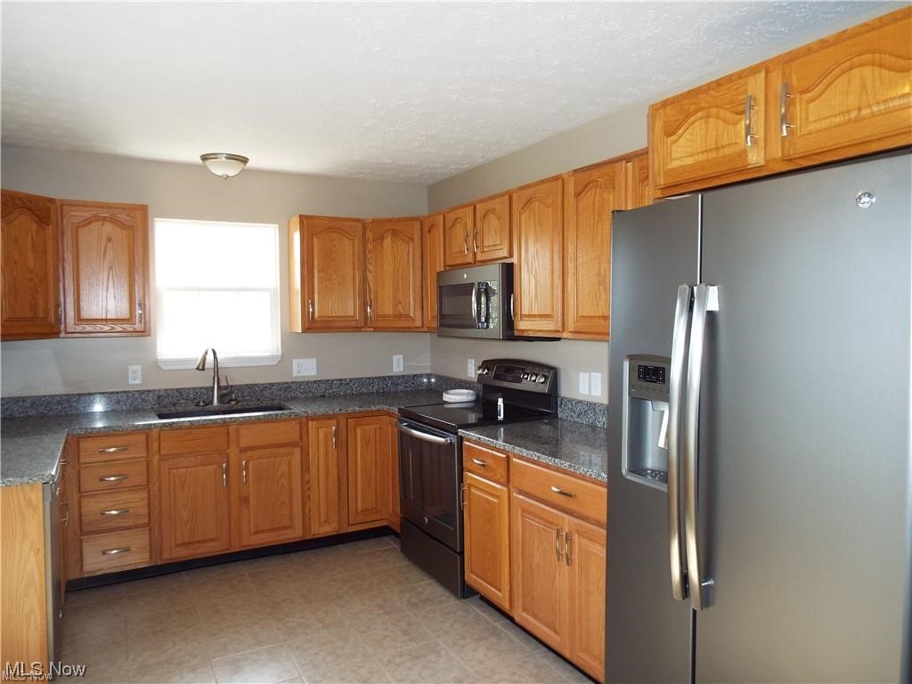 Hickory Ridge - Residential Lease