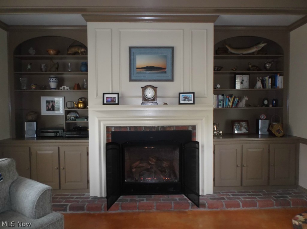 Holy Neff 01 - Residential