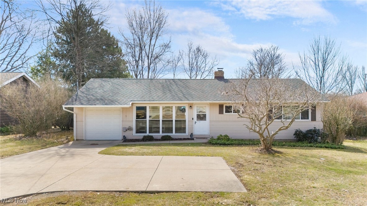3938 E Wallings Road, Broadview Heights, Ohio image 1