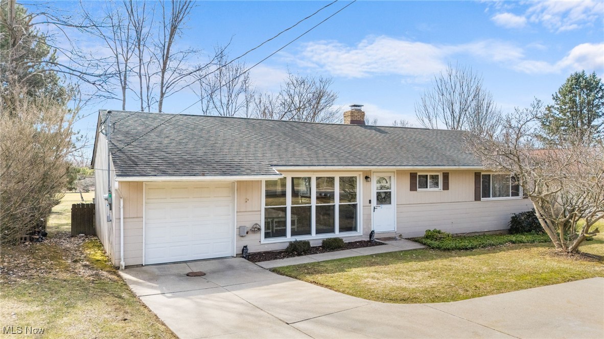 3938 E Wallings Road, Broadview Heights, Ohio image 2