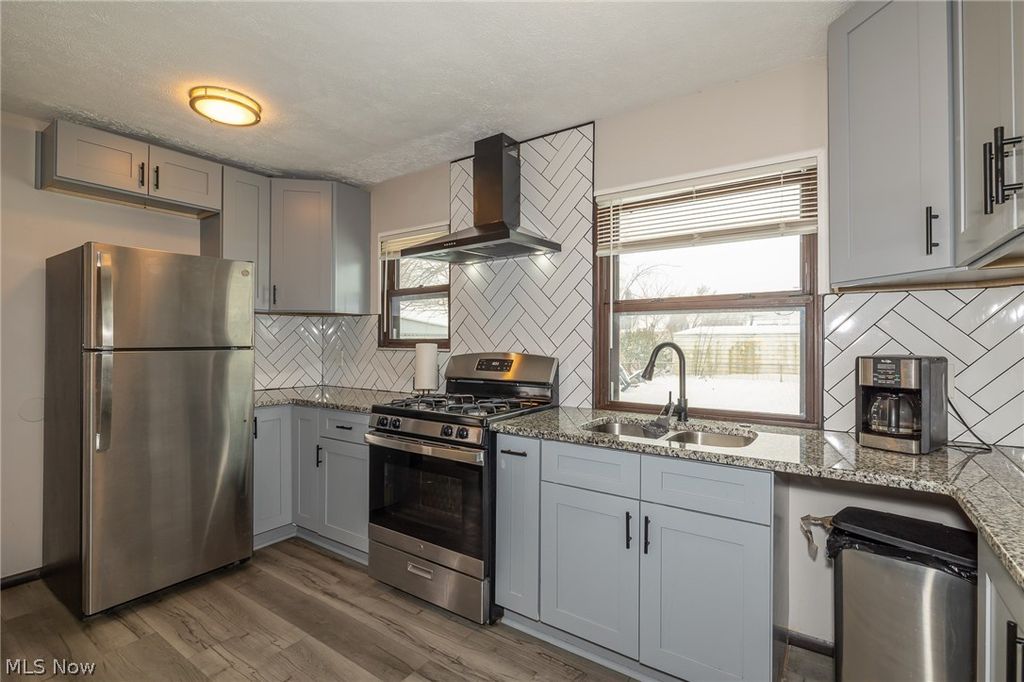 Photo of 15497 Hummel Road, Brook Park, OH 44142 (MLS # 5186382)