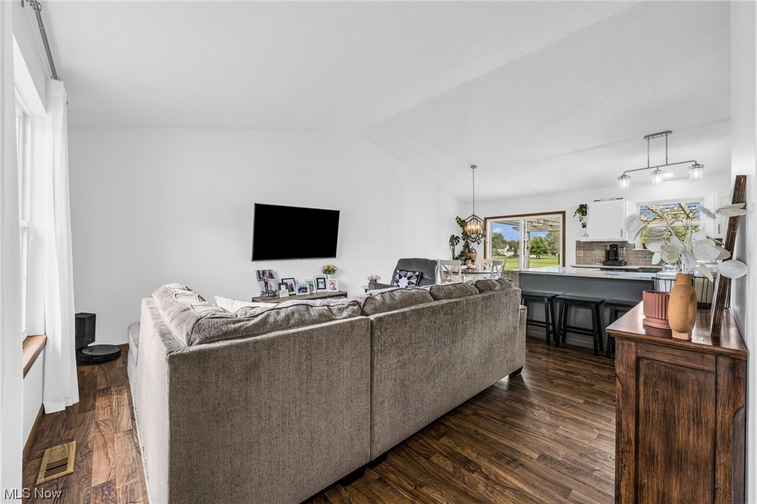 Homestead Vineyards - Residential